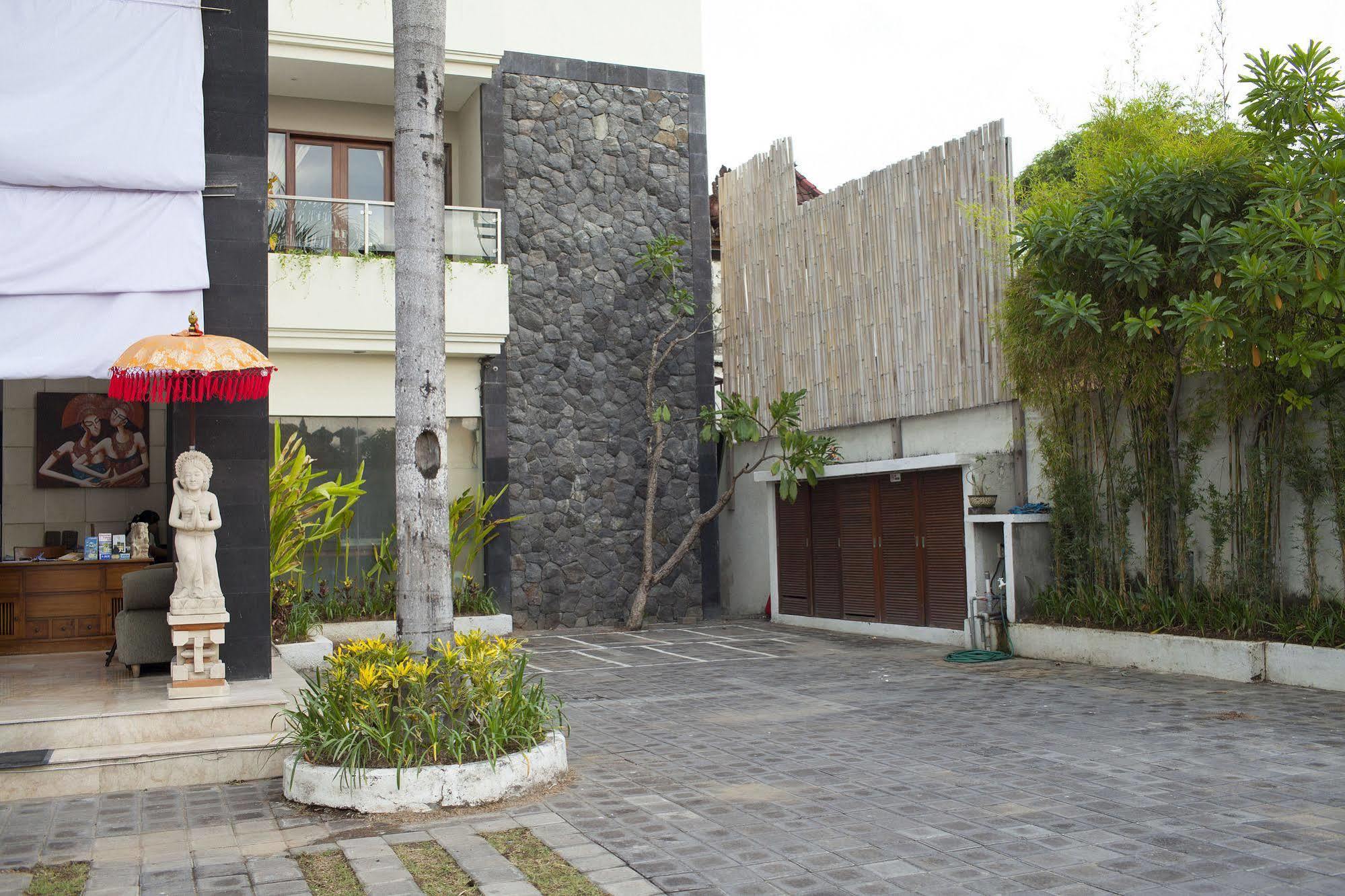 The Segara Suites Tanjung Benoa  Exterior photo